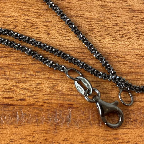 Schmuck, Weltfrieden Schmuck, Frieden Schmuck, Silberkette, Halskette, Silberkette ohne Anhänger, Halskette Silber ohne Anhänger, Silberkette Länge 42 cm, Silberkette Länge 45 cm, schwarz, edel glitzernd, Sterling Silber, Friedenstaube, Weltfrieden Schmuck, Frieden Schmuck, Friedensbotschaft, Botschaft für Frieden, Botschaft für Peace, Peace on Earth, Give Peace a Chance, Peace and Love, Peace Zeichen, Peace Symbol, Friedenstaube, Peace Message, Peace of Mind, World Peace, Innerer Frieden, Friedensbewegung, Friedensaktivist, Peacemaker, Friedensmanifest, Friedensappell, Friedensvertrag, Friedensverhandlung, Friedenstreck, Friedensmal, Peace Bell, Pax Terra, Peace is beautiful, Peace is coming, Peace one day